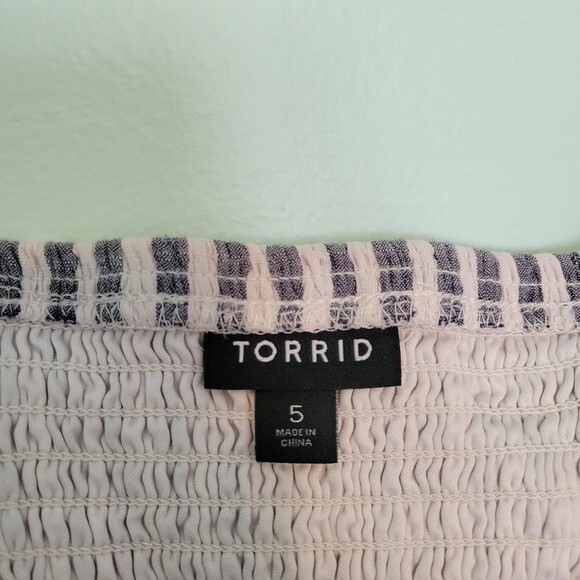 Torrid Blue & White Stripe Tie Front Tank Top Size 5X - Picture 4 of 5